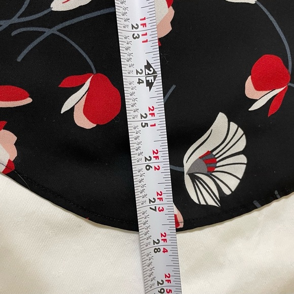 LOFT Black and White Sleeveless Tank Top - Picture 7 of 7